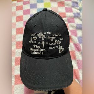 HAWAIIAN ISLANDS HAT BLACK & WHITE , PREOWNED